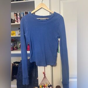 FREE PEOPLE We The Free Roll With It Thermal size S in blue - good shape